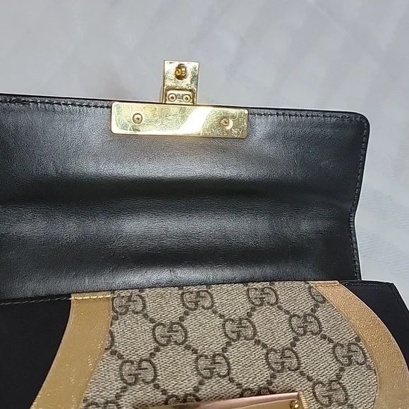 GUCCI Tricolor GG Supreme Canvas And Leather Medium Padlock Shoulder Bag - Picture 14 of 16